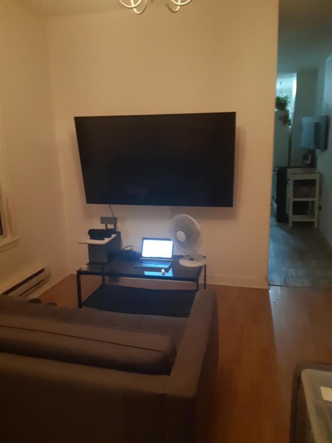 מונטריאול Check-In 1Pm To 11Pm II Room B מראה חיצוני תמונה